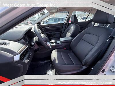 2025 Nissan Altima 2.5 SV - Photo 8 - Costa Mesa, CA 92626