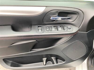 2018 Dodge Grand Caravan GT - Photo 18 - Costa Mesa, CA 92626