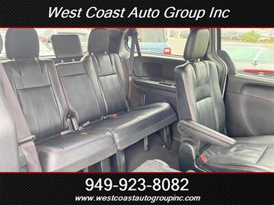 2018 Dodge Grand Caravan GT   - Photo 10 - Costa Mesa, CA 92626