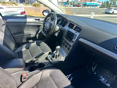 2017 Volkswagen Golf TSI SE   - Photo 6 - Costa Mesa, CA 92626