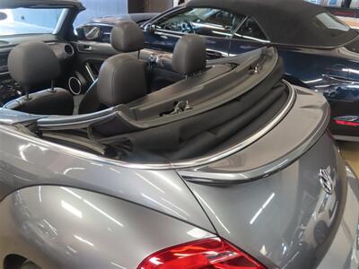 2013 Volkswagen Beetle Convertible 2.5L PZEV   - Photo 21 - Costa Mesa, CA 92626