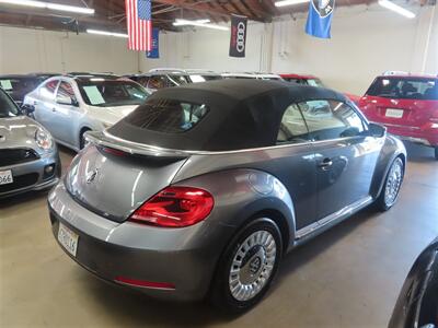 2013 Volkswagen Beetle Convertible 2.5L PZEV   - Photo 4 - Costa Mesa, CA 92626