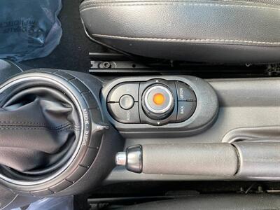 2015 MINI Hardtop 2 Door Cooper S   - Photo 16 - Costa Mesa, CA 92626