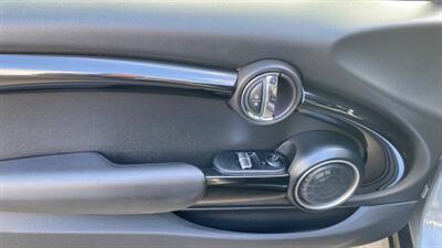 2015 MINI Hardtop 2 Door Cooper S   - Photo 23 - Costa Mesa, CA 92626