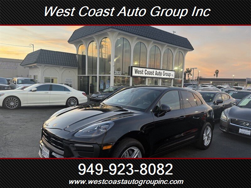 2023 Porsche Macan Base's photo