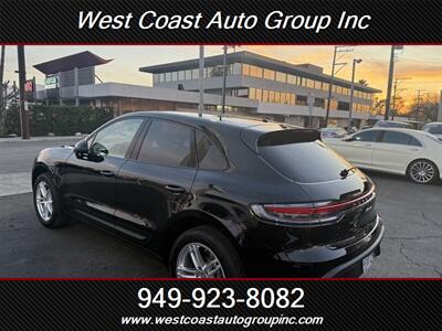 2023 Porsche Macan   - Photo 3 - Costa Mesa, CA 92626