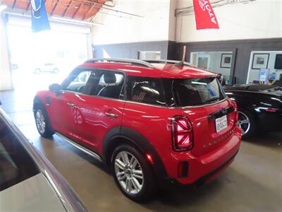 2022 MINI Countryman Cooper   - Photo 4 - Costa Mesa, CA 92626