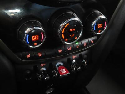 2022 MINI Countryman Cooper   - Photo 19 - Costa Mesa, CA 92626