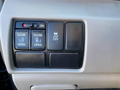 2016 Honda Odyssey EX   - Photo 17 - Costa Mesa, CA 92626