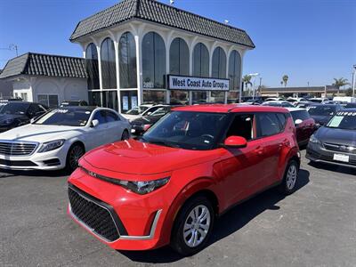 2023 Kia Soul LX   - Photo 1 - Costa Mesa, CA 92626