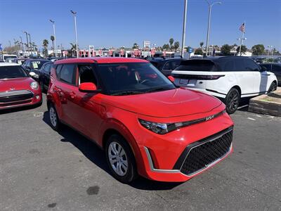 2023 Kia Soul LX   - Photo 2 - Costa Mesa, CA 92626