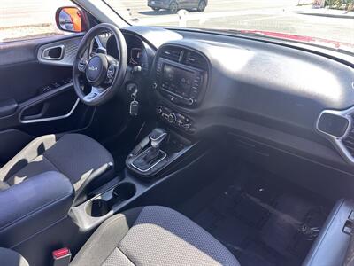 2023 Kia Soul LX   - Photo 6 - Costa Mesa, CA 92626