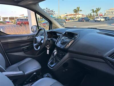 2017 Ford Transit Connect XL   - Photo 8 - Costa Mesa, CA 92626