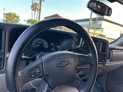2005 Chevrolet Tahoe LS   - Photo 11 - Costa Mesa, CA 92626