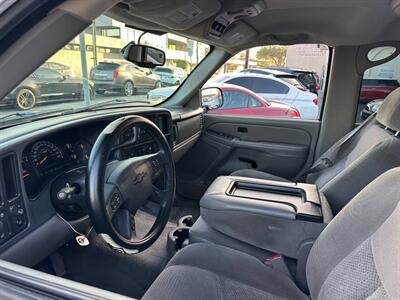 2005 Chevrolet Tahoe LS   - Photo 9 - Costa Mesa, CA 92626