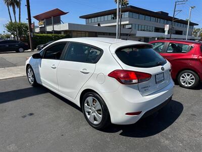 2016 Kia Forte5 LX Plus   - Photo 6 - Costa Mesa, CA 92626