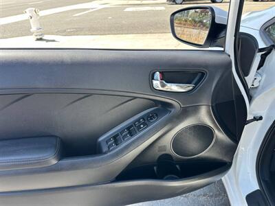 2016 Kia Forte5 LX Plus   - Photo 12 - Costa Mesa, CA 92626