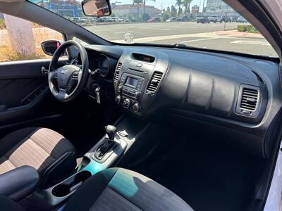 2016 Kia Forte5 LX Plus   - Photo 10 - Costa Mesa, CA 92626