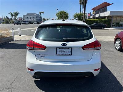 2016 Kia Forte5 LX Plus   - Photo 5 - Costa Mesa, CA 92626