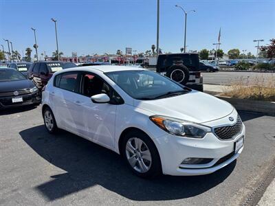 2016 Kia Forte5 LX Plus   - Photo 3 - Costa Mesa, CA 92626