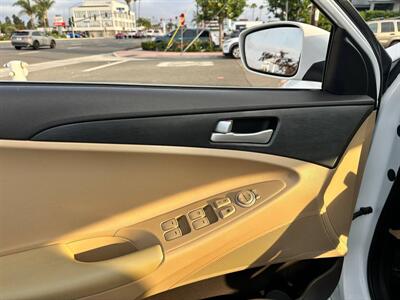 2013 Hyundai SONATA GLS   - Photo 12 - Costa Mesa, CA 92626