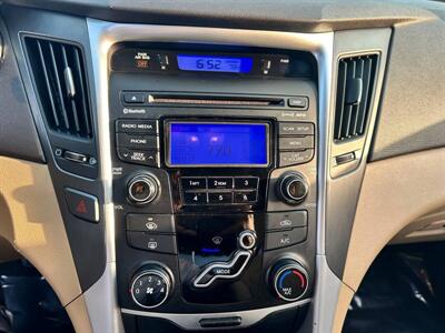 2013 Hyundai SONATA GLS   - Photo 14 - Costa Mesa, CA 92626