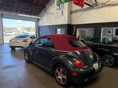 2005 Volkswagen New Beetle Convertible Dark Flint Edition   - Photo 5 - Costa Mesa, CA 92626