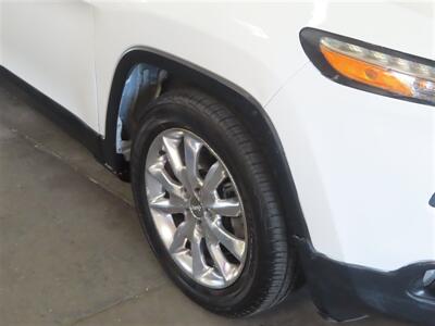 2015 Jeep Cherokee Limited   - Photo 23 - Costa Mesa, CA 92626