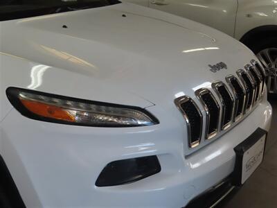 2015 Jeep Cherokee Limited   - Photo 22 - Costa Mesa, CA 92626