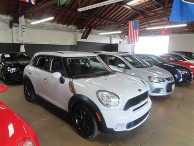 2014 MINI Countryman Cooper S   - Photo 2 - Costa Mesa, CA 92626