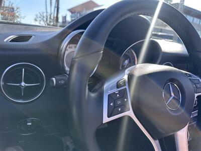 2016 Mercedes-Benz SLK SLK 300   - Photo 13 - Costa Mesa, CA 92626