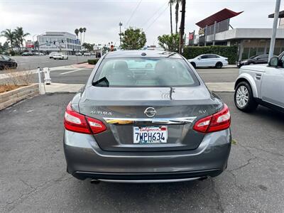 2017 Nissan Altima 2.5 SV   - Photo 15 - Costa Mesa, CA 92626