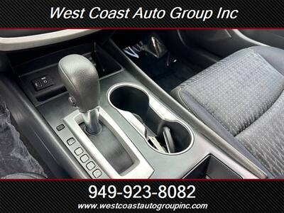 2017 Nissan Altima 2.5 SV   - Photo 9 - Costa Mesa, CA 92626