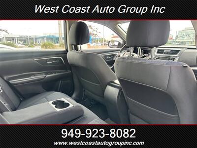 2017 Nissan Altima 2.5 SV   - Photo 8 - Costa Mesa, CA 92626