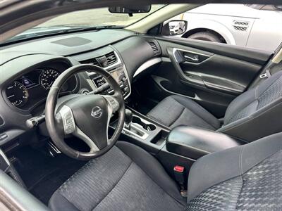 2017 Nissan Altima 2.5 SV   - Photo 5 - Costa Mesa, CA 92626