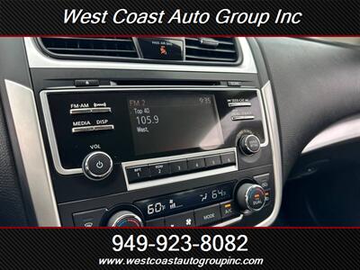 2017 Nissan Altima 2.5 SV   - Photo 13 - Costa Mesa, CA 92626