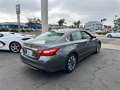 2017 Nissan Altima 2.5 SV   - Photo 3 - Costa Mesa, CA 92626