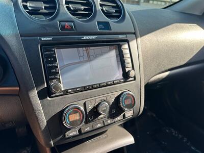 2010 Nissan Altima 3.5 SR   - Photo 11 - Costa Mesa, CA 92626