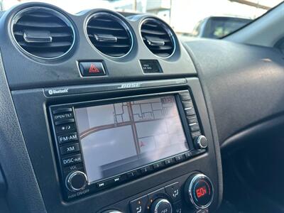 2010 Nissan Altima 3.5 SR   - Photo 12 - Costa Mesa, CA 92626