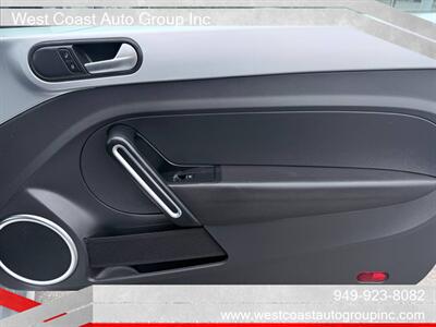 2014 Volkswagen Beetle 1.8T PZEV - Photo 16 - Costa Mesa, CA 92626