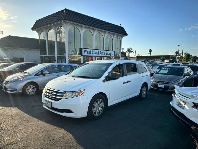 2013 Honda Odyssey LX - Photo 1 - Costa Mesa, CA 92626
