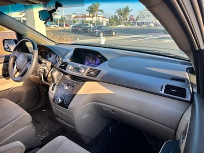 2013 Honda Odyssey LX   - Photo 12 - Costa Mesa, CA 92626