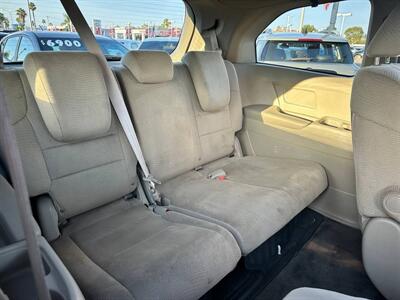 2013 Honda Odyssey LX   - Photo 8 - Costa Mesa, CA 92626