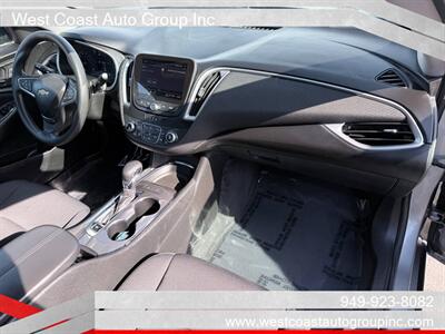 2025 Chevrolet Malibu LT - Photo 9 - Costa Mesa, CA 92626