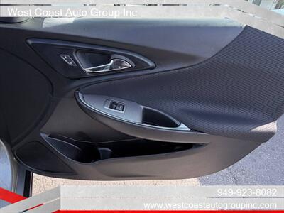 2025 Chevrolet Malibu LT - Photo 16 - Costa Mesa, CA 92626