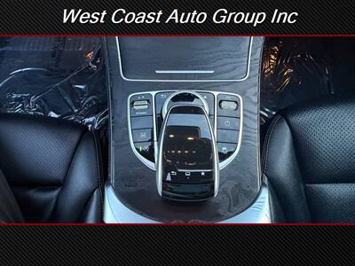 2016 Mercedes-Benz GLC GLC 300   - Photo 18 - Costa Mesa, CA 92626