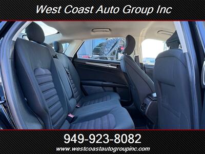 2017 Ford Fusion SE   - Photo 9 - Costa Mesa, CA 92626