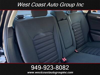 2017 Ford Fusion SE   - Photo 8 - Costa Mesa, CA 92626