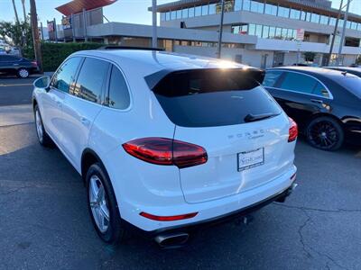 2016 Porsche Cayenne - Photo 3 - Costa Mesa, CA 92626