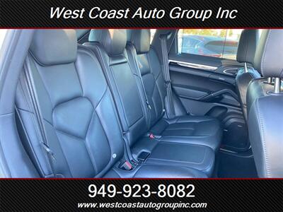 2016 Porsche Cayenne   - Photo 8 - Costa Mesa, CA 92626